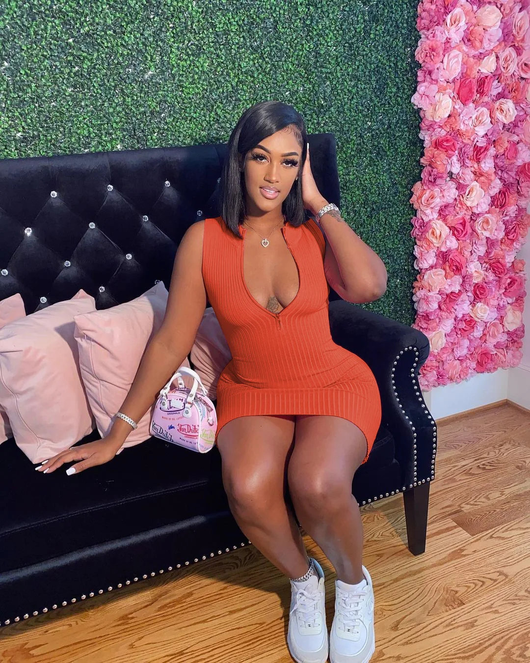 

2021 summer sleeveless v-neck casual dress fashion sexy mini short bodycon dresses women clothing