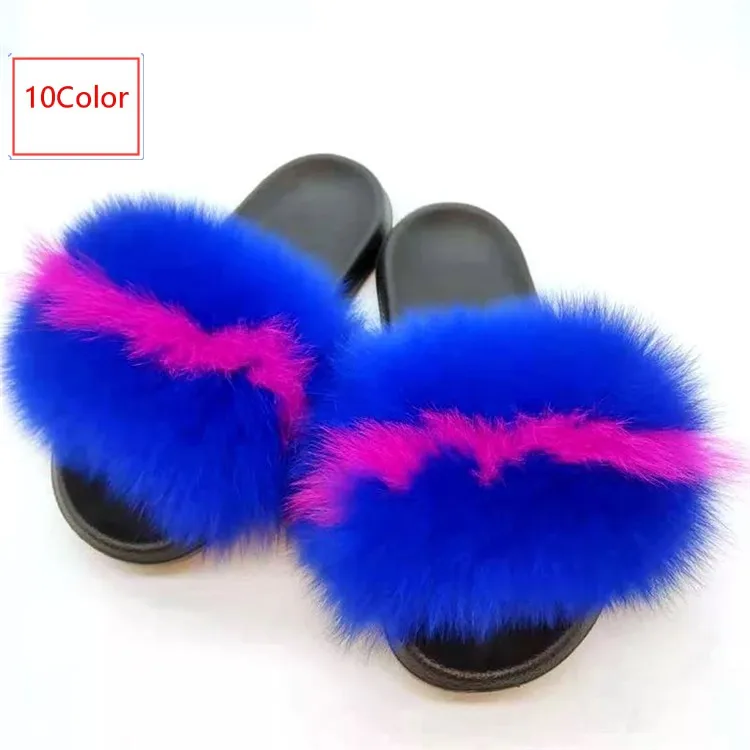 

Autumn wearing fox fur slippers, Customized color