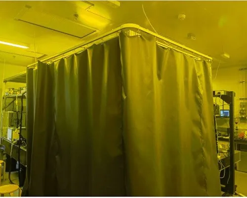 

Newaser Industrial Safety Curtain Shield Essential Parts for Laser Welding and Cleaning Applications New Condition
