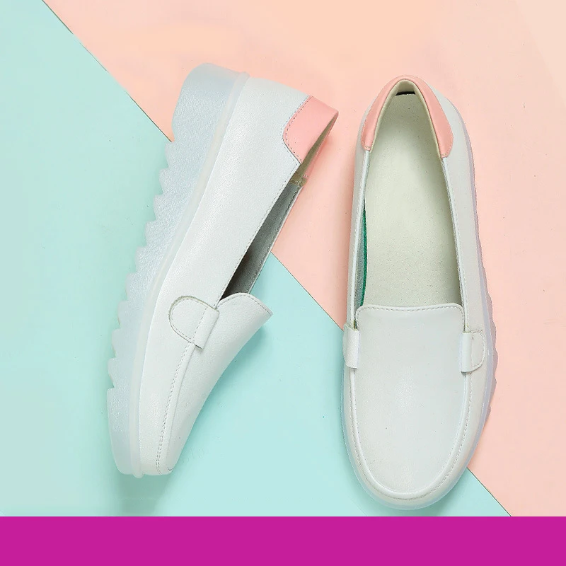 

Wholesale Women White Summer Soft PVC Jelly Wedge Outsole Slip-on Doctor and Nurse Medical Shoes