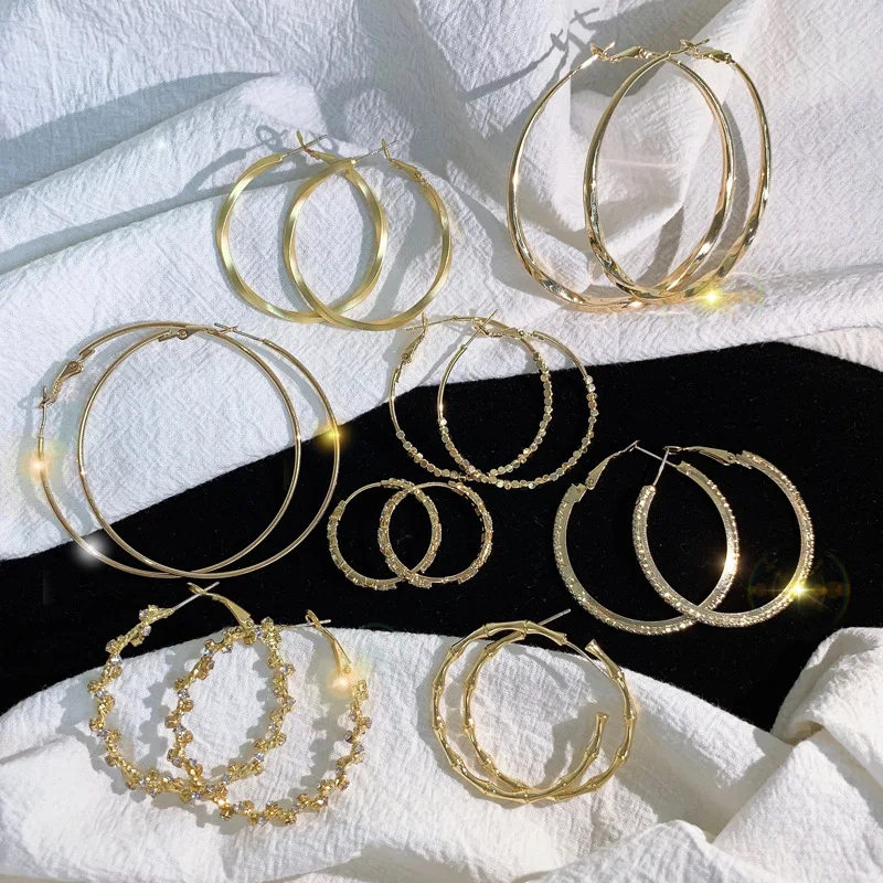 

2021 Factory Wholesale Hot Sale Metal Round Circle Earring Women's Fashion Jewelry Earring Gift for Girls, As pictures