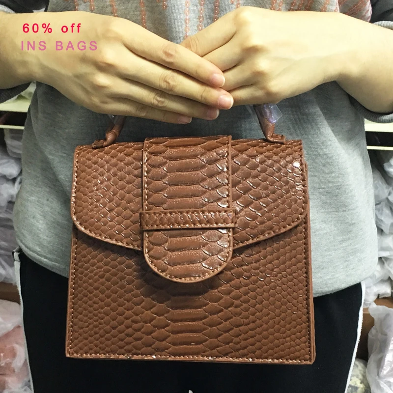 

New Design Fashion Python Triangle Bags embossed Python Leather Clutch Bag Top Handle Tote Handbags Ladies Snake Purse