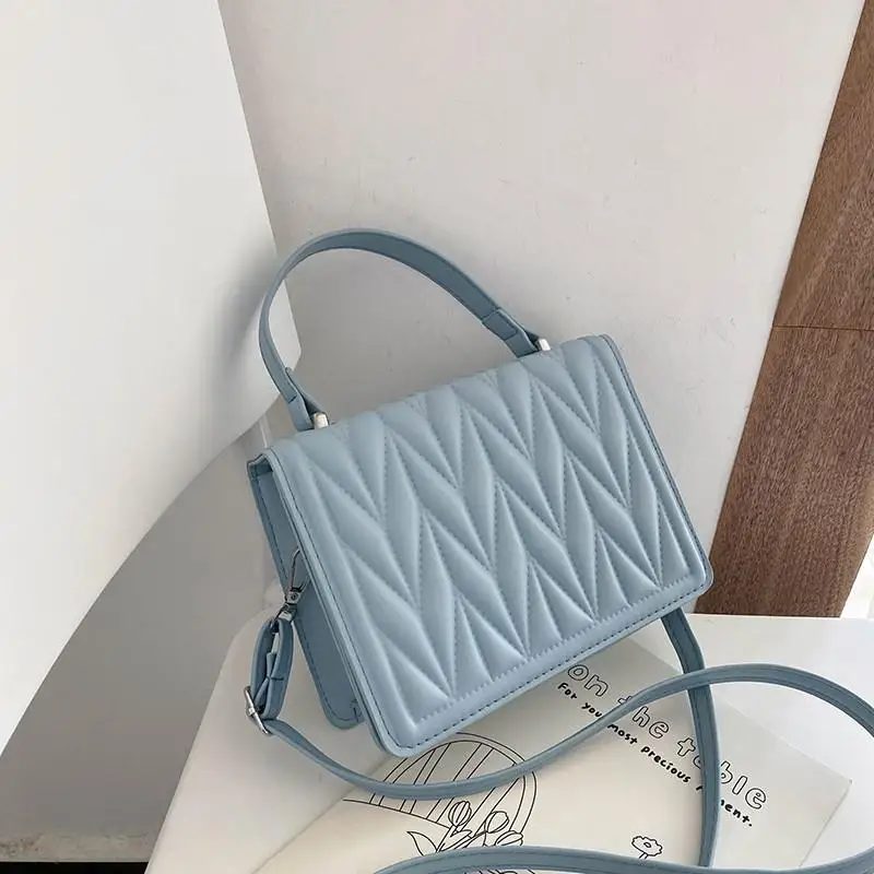 

Embroidered Thread Bag Female Fashion One-shoulder Small Square Handbag