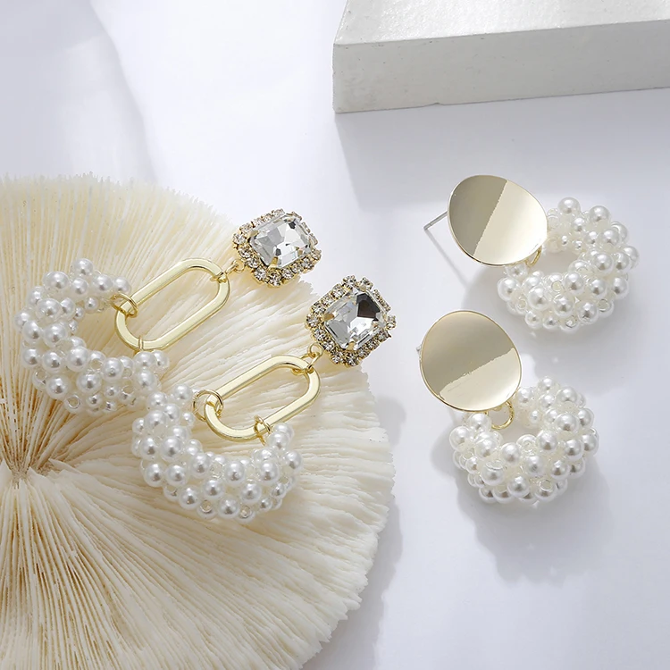 

New Trendy Crystal Drop Earrings Long Round Pearls Charm Earrings for Women 2022, Picture