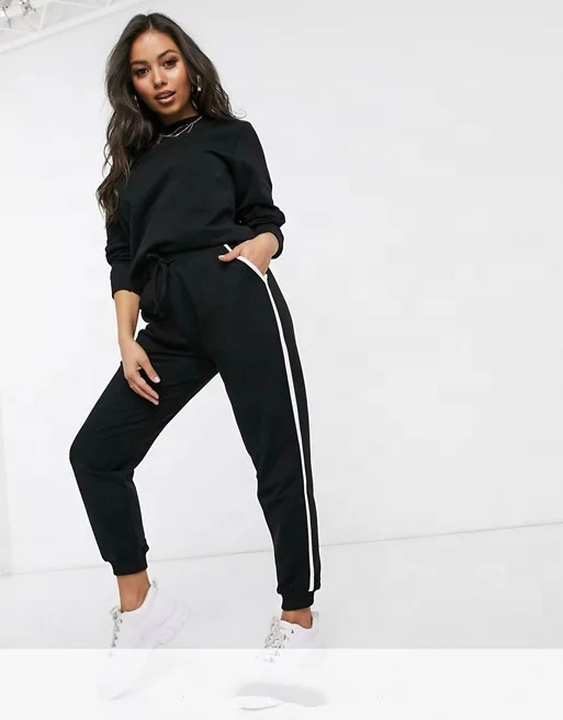 

Compact Organic Cotton Contrast Color Overlay Basic Drawstring Women Sweatshirt And Jogging Sportswear, Customized colors