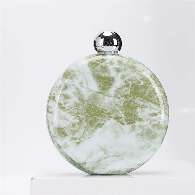

New design air transfer printing metal wine whiskey flask 5OZ stainless steel round hip flask custom