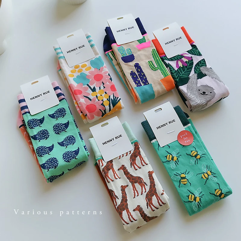 

Spring summer new fashion colorful breathable cotton crew socks flower cactus giraffe tropical women socks