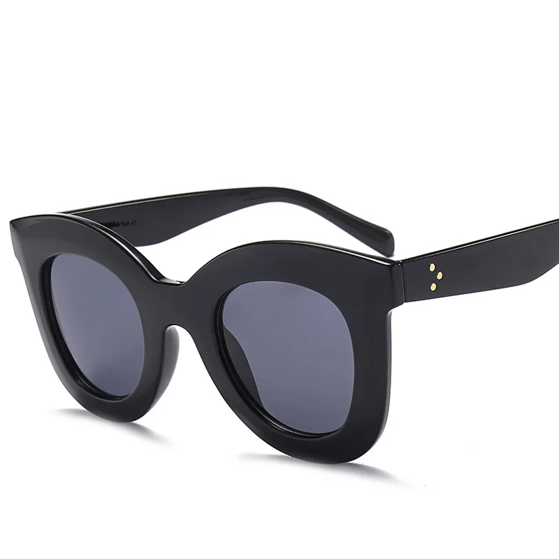 

New Women Classic Brand Designer Rivet Shades Big Frame Sunglasses Vintage Cat Eye Sunglasses