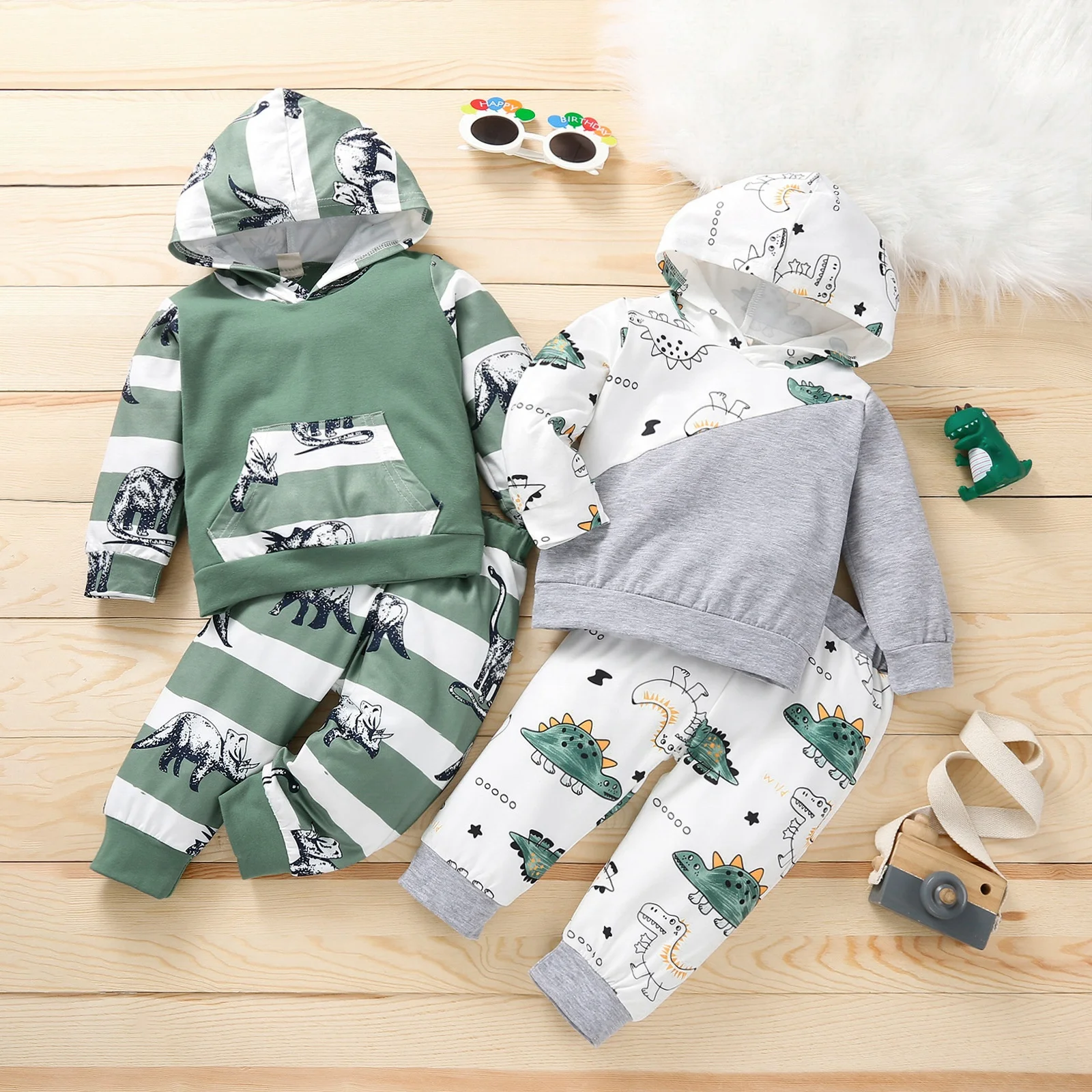 

2021 Autumn Kids Boy Girl Dinosaur Print Clothes Set Boys Long Sleeve Hooded Tops Pullover Trousers 2PCS Children Clothing Sets