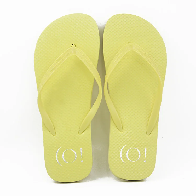 

custom logo natural rubber flip flops wholesale Promotion yellow slipper summer outdoor indoor beach sandal custom brand slipper, All colors available