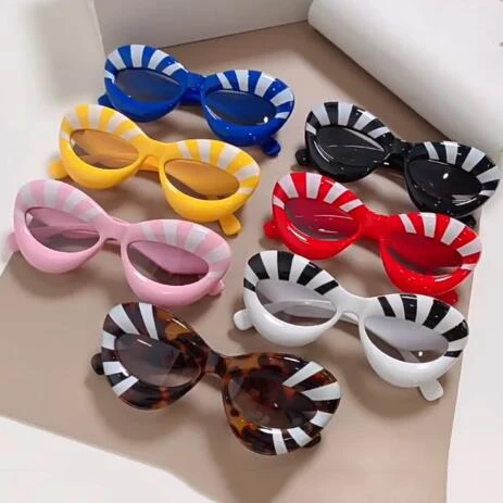 

LBAshades New Bread Inflatable Lip Sunglasses Personality Thick Frame Sunglasses Fashion Inflated Cat Eye Sunglasses
