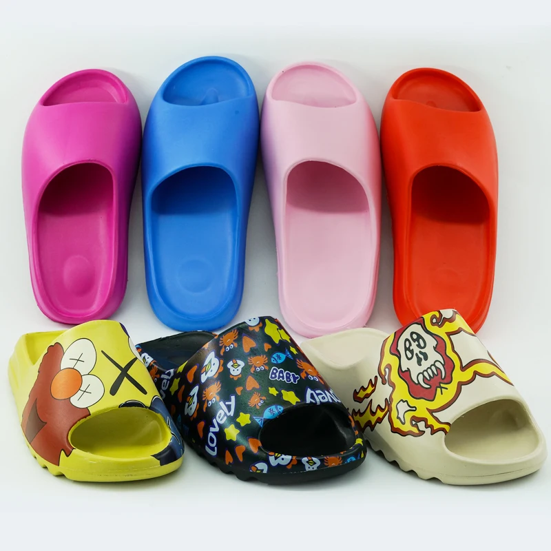 

Custom Brand Women Graffiti Platform Fish Mouth Shoes Men Beach Soft Non-Slip Cute Cartoon Slides slippers
