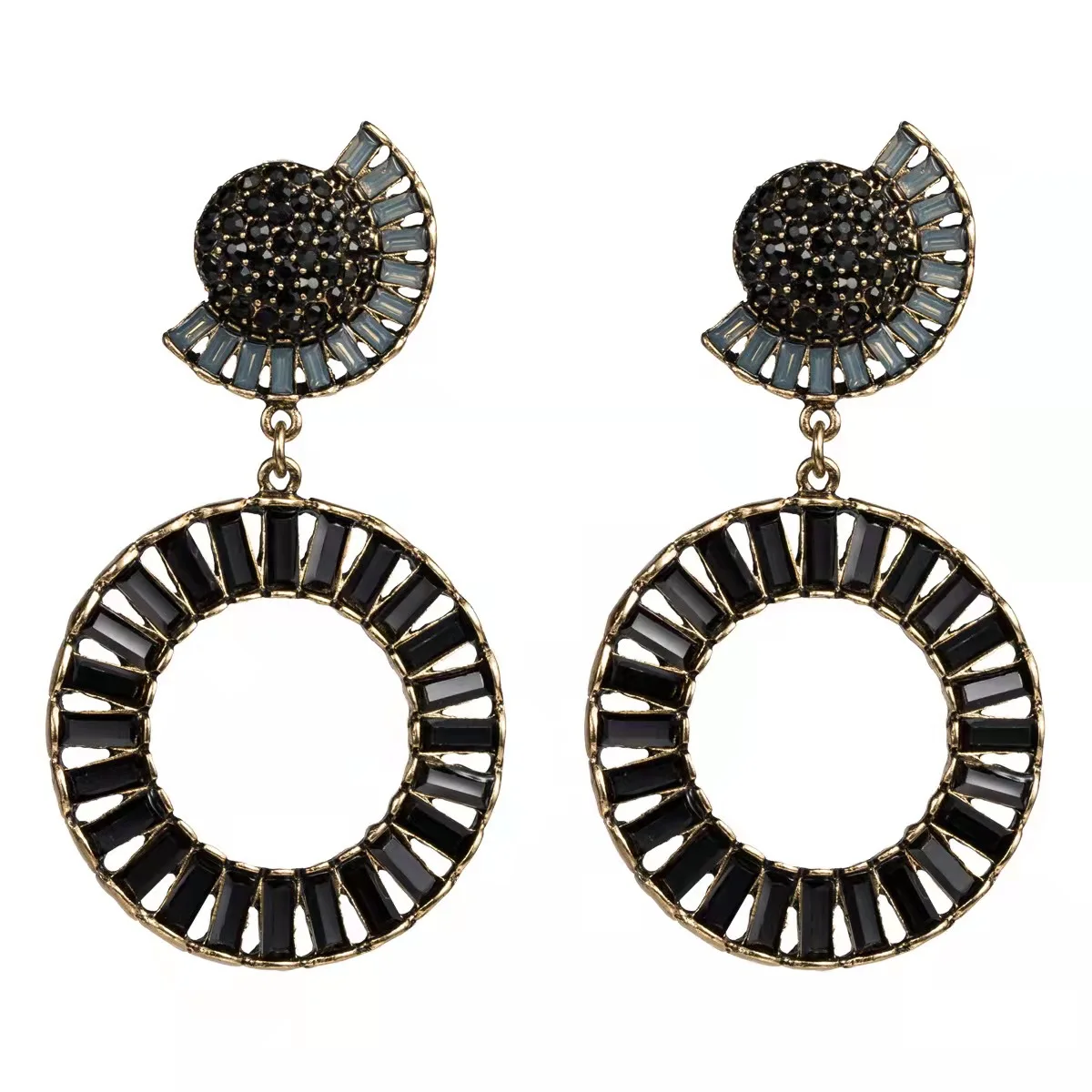 

New exaggerated half-moon round acrylic diamonds earrings women, Picture shows