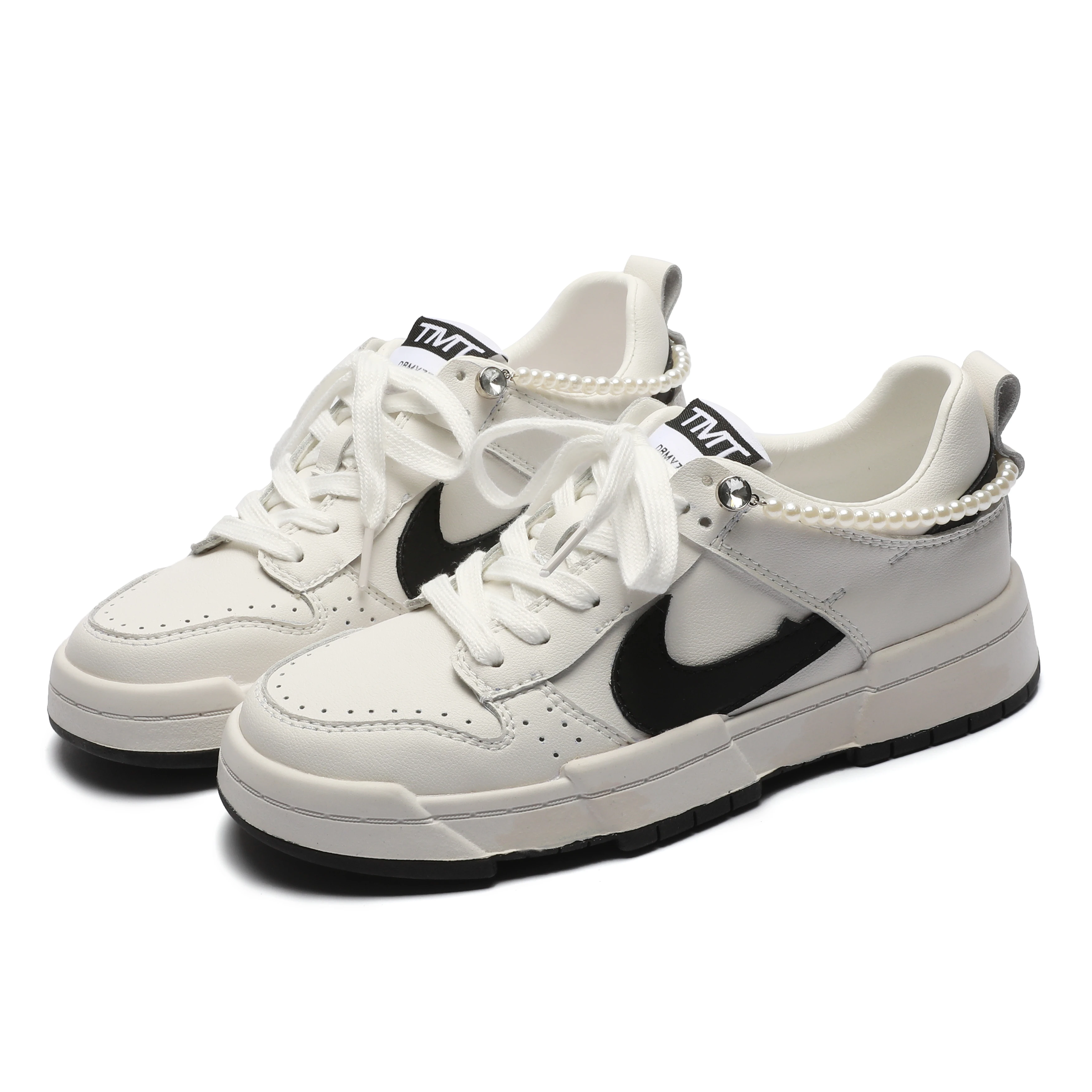 

2021 Custom Wholesale New Breathable woman fashion hot sale casual sports shoes