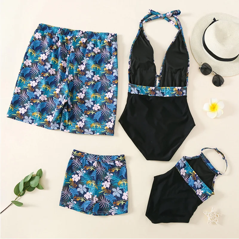 

2021 Family beachwear Family Swimwear Floral mommy and me mother daughter father son swimwear mum family matching swimwear, Picture color