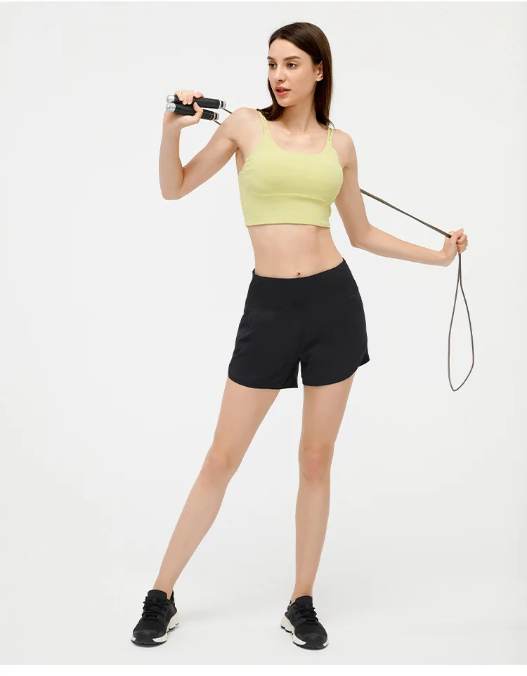 

2022 new rear waist zipper pocket yoga shorts lightweight jogger breathable running fitness women sports casual shorts wear