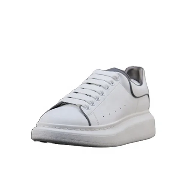 

Factory supply celebrities' shock-absorbing, non-slip, thick-soled, height-enhancing sneakers