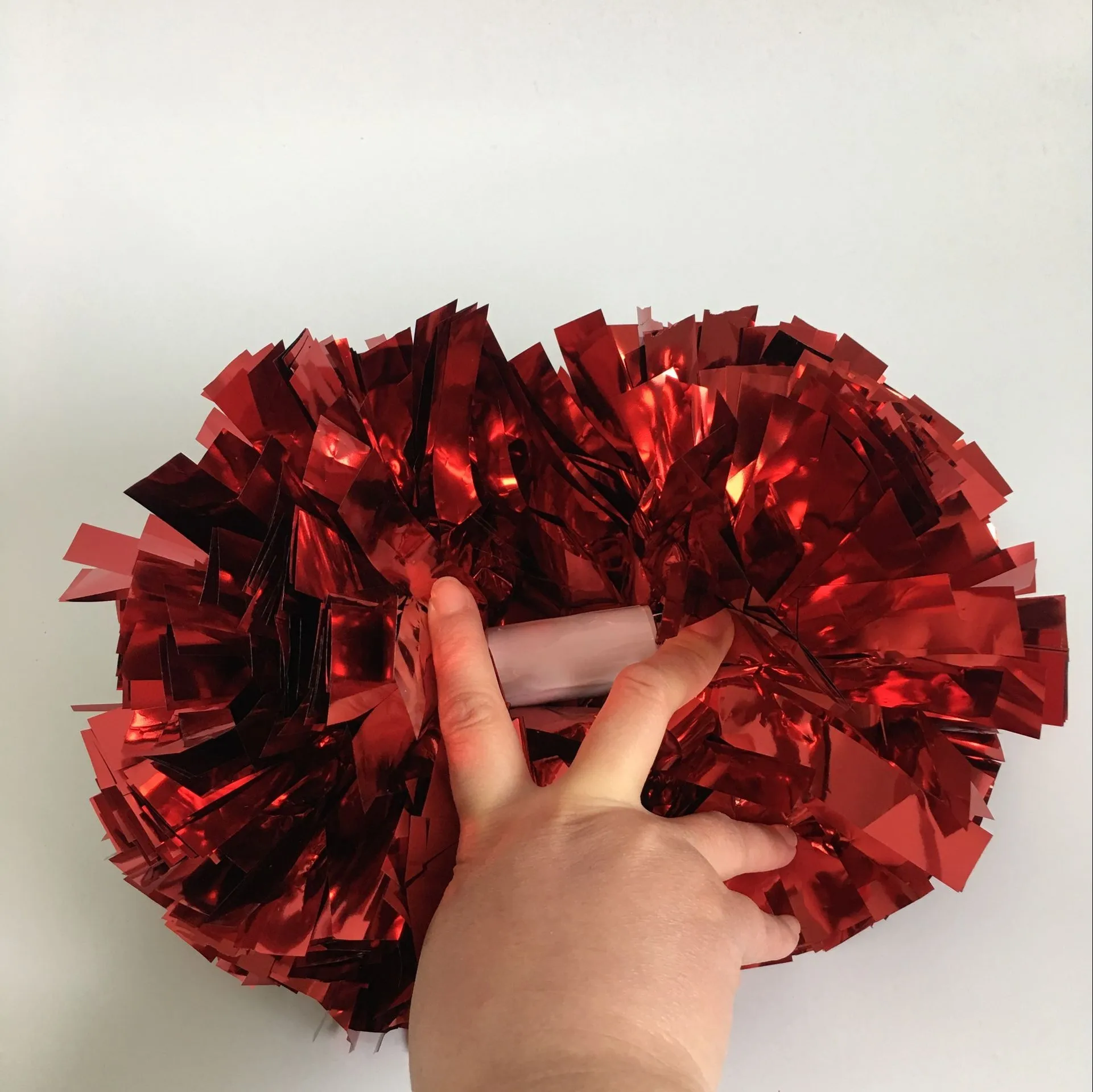 1000 Streamers 4 Inch With Baton Handle Red Metallic Cheerleading Pom Poms - Buy Cheerleading Pom Poms,Metallic Pom Poms,Pom Cheerleading Product on Alibaba.com