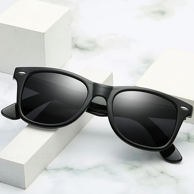 

Promotion New Design Men Women Large Square Frame Driving PC Black Sunglasses