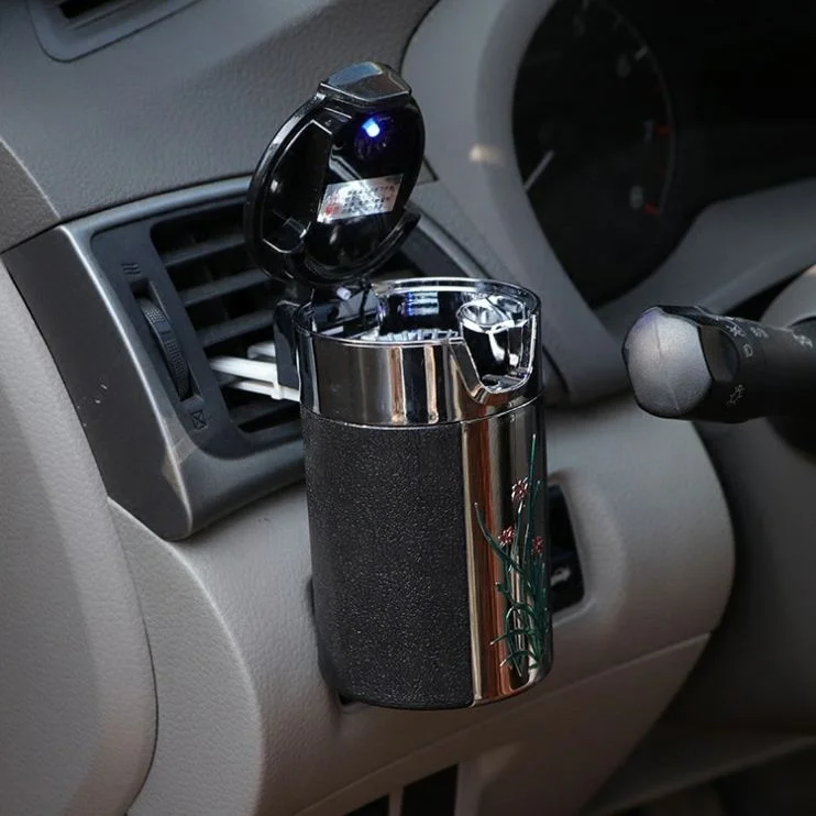 

Led Car Ashtray Protable Air Outlet Hanging Ashtray For Men Gift, Picture