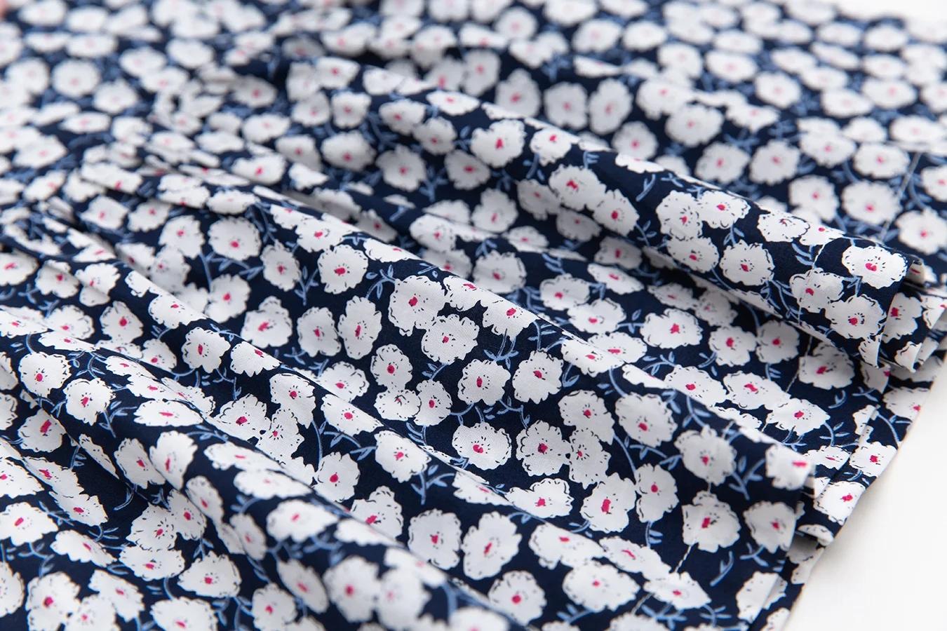 
Newest Design fashion newborn baby clothes dress in China 