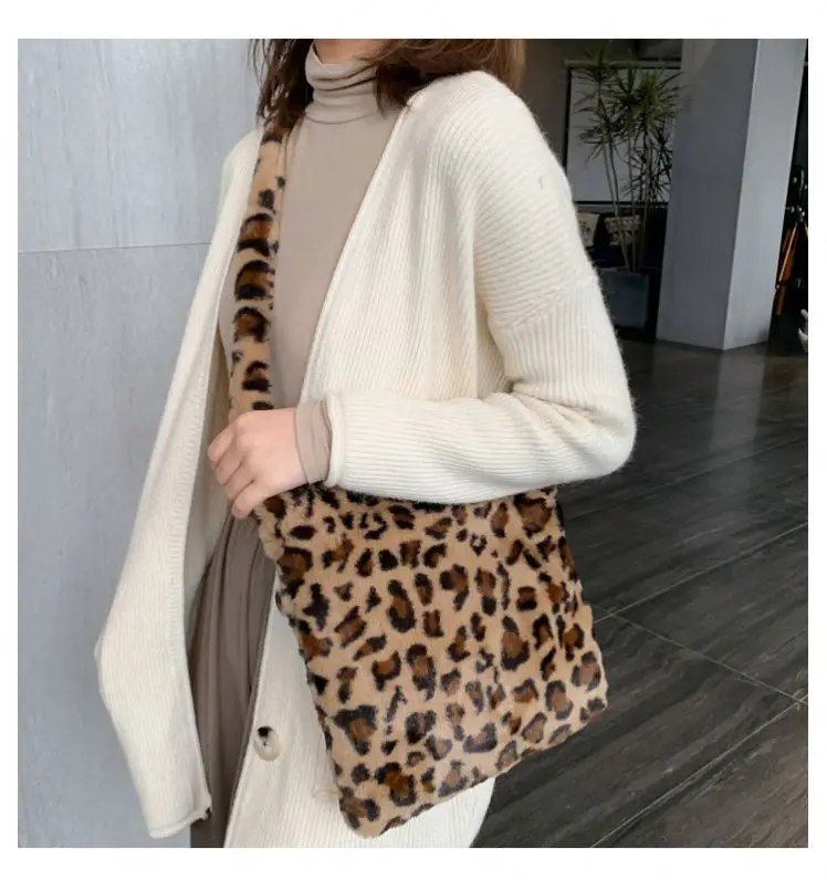 

Fashion Leopard Print Crossbody Bag Women Plush Soft Casual Shoulder Messenger Bag 2020 Fluffy Female Handbag, Picture