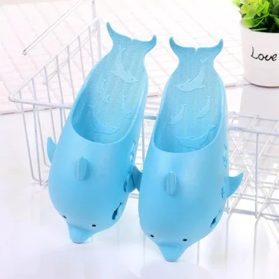 

The cute new 2019 cartoon children's slippers is creative dolphin fish slipper ladies' summer