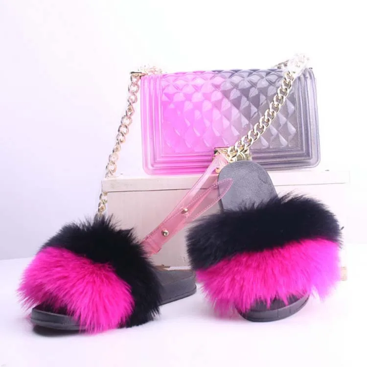 

Fast supply speed lady bags 2021 ladies jelly hand bag with fur slippers fox fur sandals logo Fur Slides