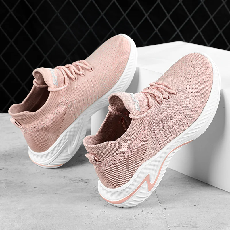 

Wholesale rubber classical male new style men red sport shoes man air mashen