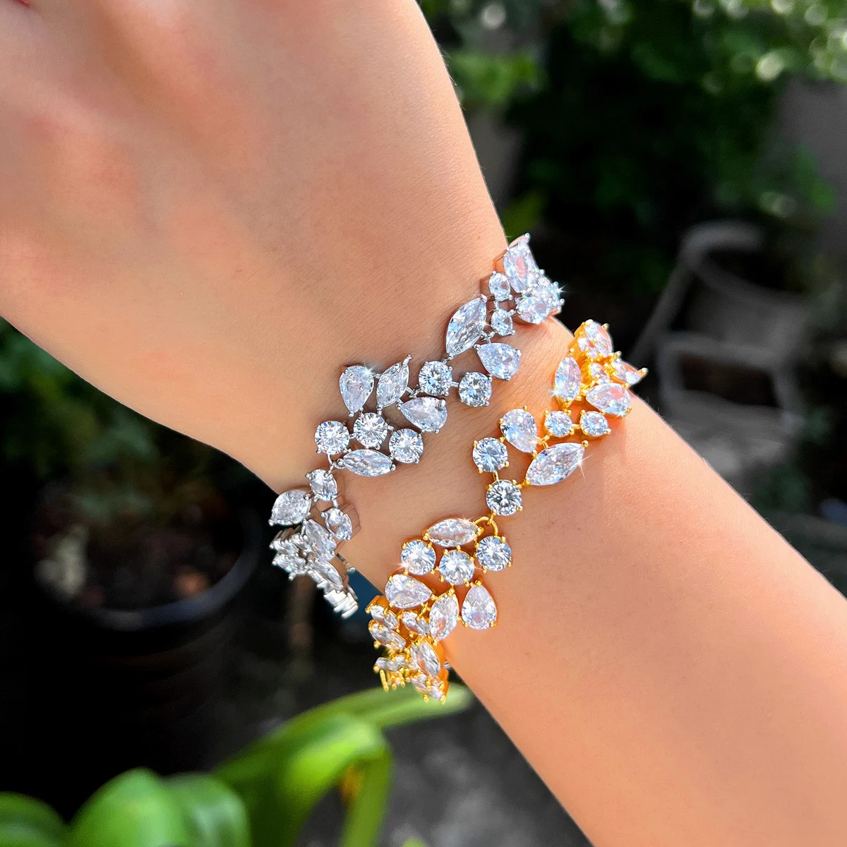 New Trendy Cubic Zirconia Stone White Luxury Big Wide CZ Bracelet 18K Gold Plated Jewelry Accessories for Women Wedding Party