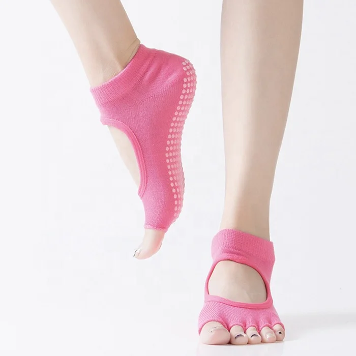 

Wholesale anti-slip toe 5 pilates soft ankle knitted Yoga Socks, Custom color