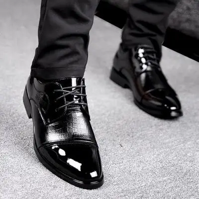 

Business Dress Casual Shoes Leather Shoes England Breathable Tie Shoes