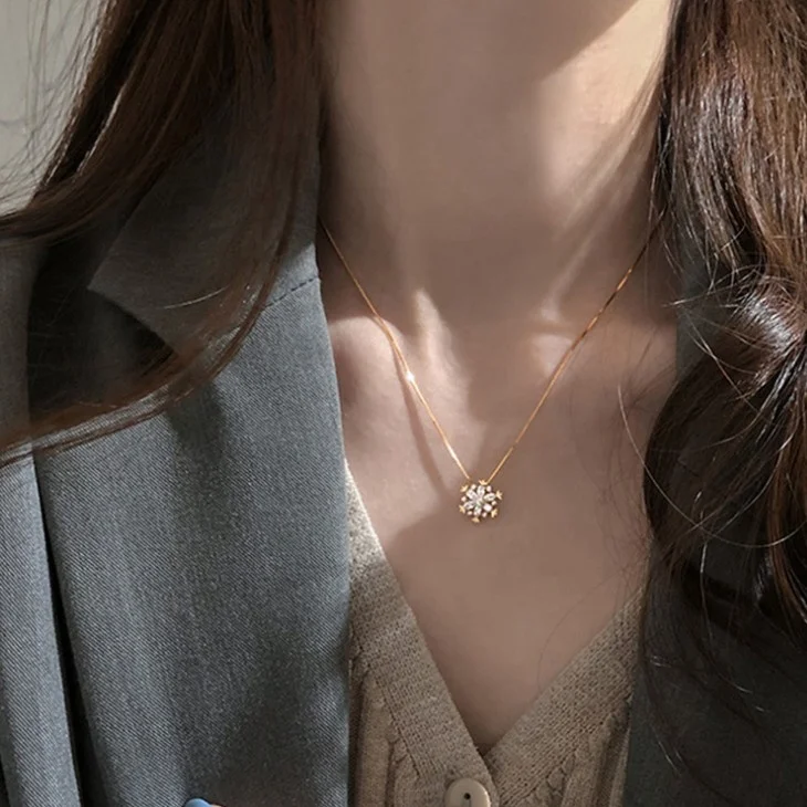 

925 Silver Crystal Zircon Snowflake Snow Flower Pendant Necklace, Colors