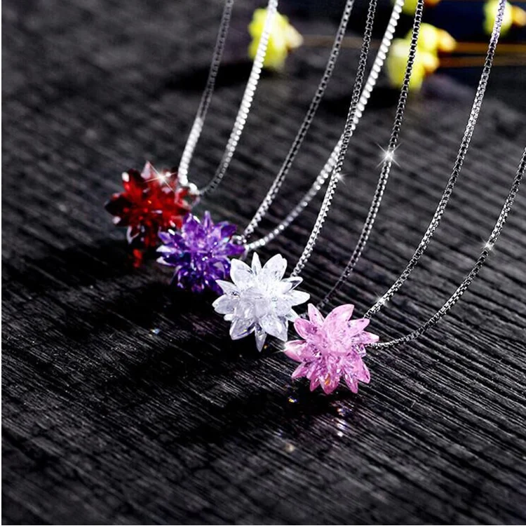 

Valentine's Day Feminine Gift Charming Jewelry Ice Collarbone Necklace Crystal Pendant Necklace