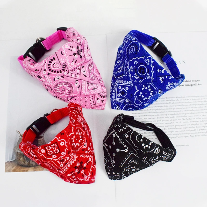 

Wholesale Fashion Adjustable Printed Triangle Small Pet Scarf Pets Bibs Cat Dog Collars