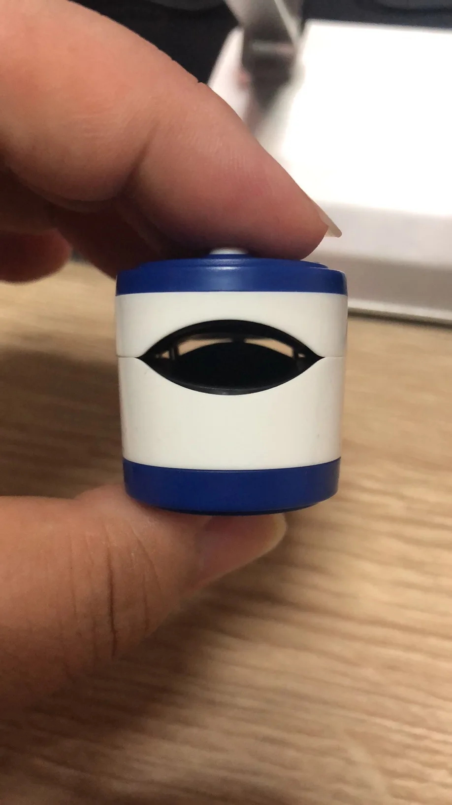 
CE Approved Portable Mini Finger Pulse Indicator Spo2 Blood Pressure Digital Pulse for Baby and Adult 