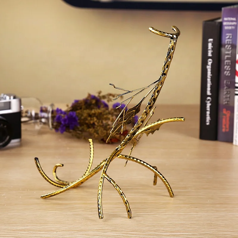 

Time slow creative personality wine bottle rack countertop desktop display small ornaments home office iron wine rack