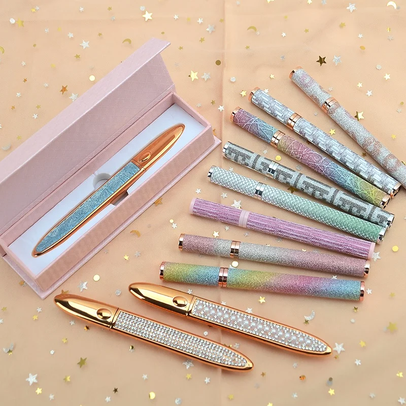 

Newest Waterproof Lashes Pen Glue Custom Logo Clear Eyeliner Adhesive Convenient Eyeliner Glue Pen For Eyelashes, Custom color