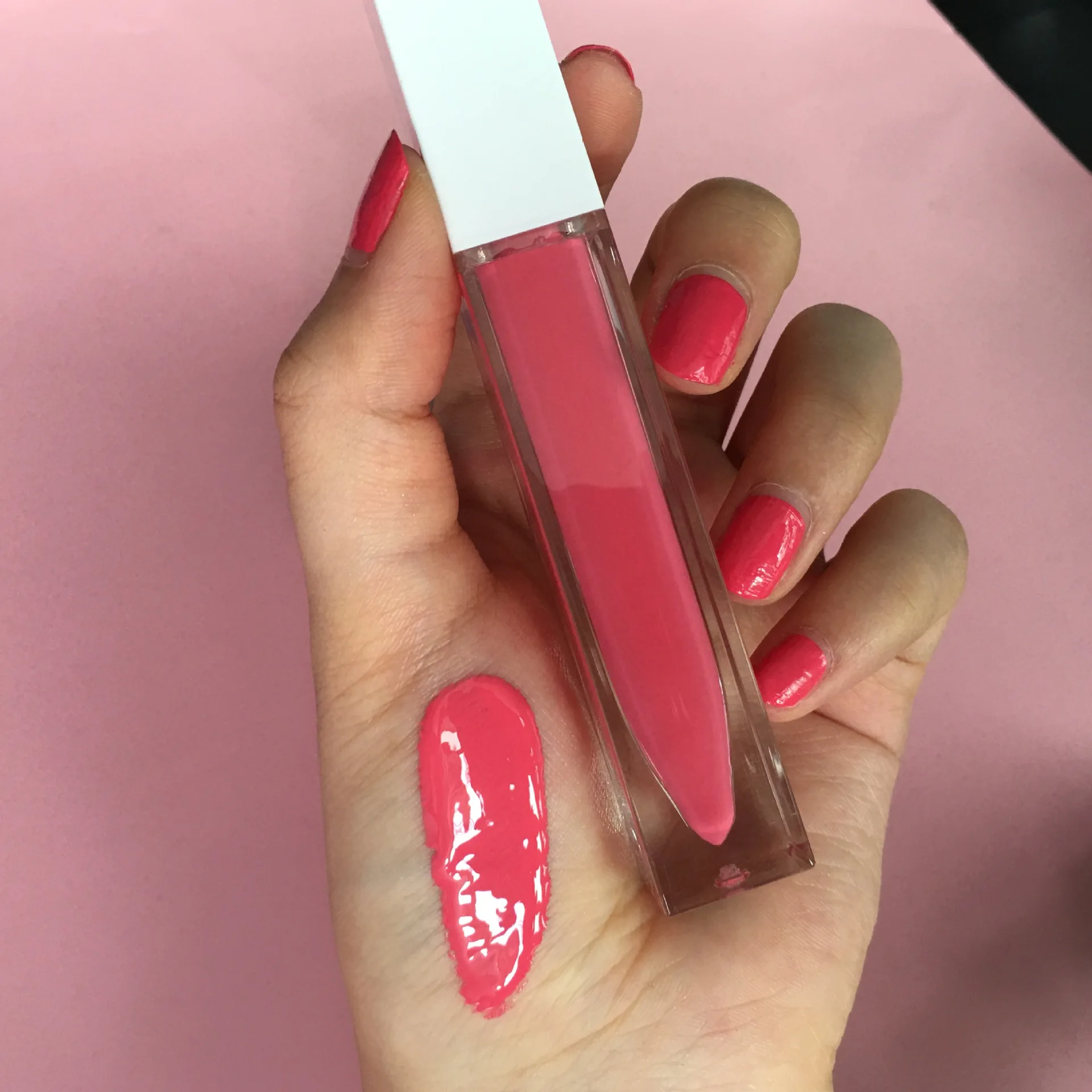 

HMU High Quality Luxury Wholesale Lip Gloss Vendor Matte Shimmer Clear Glossy Vegan Custom Logo Lip Gloss Private Label