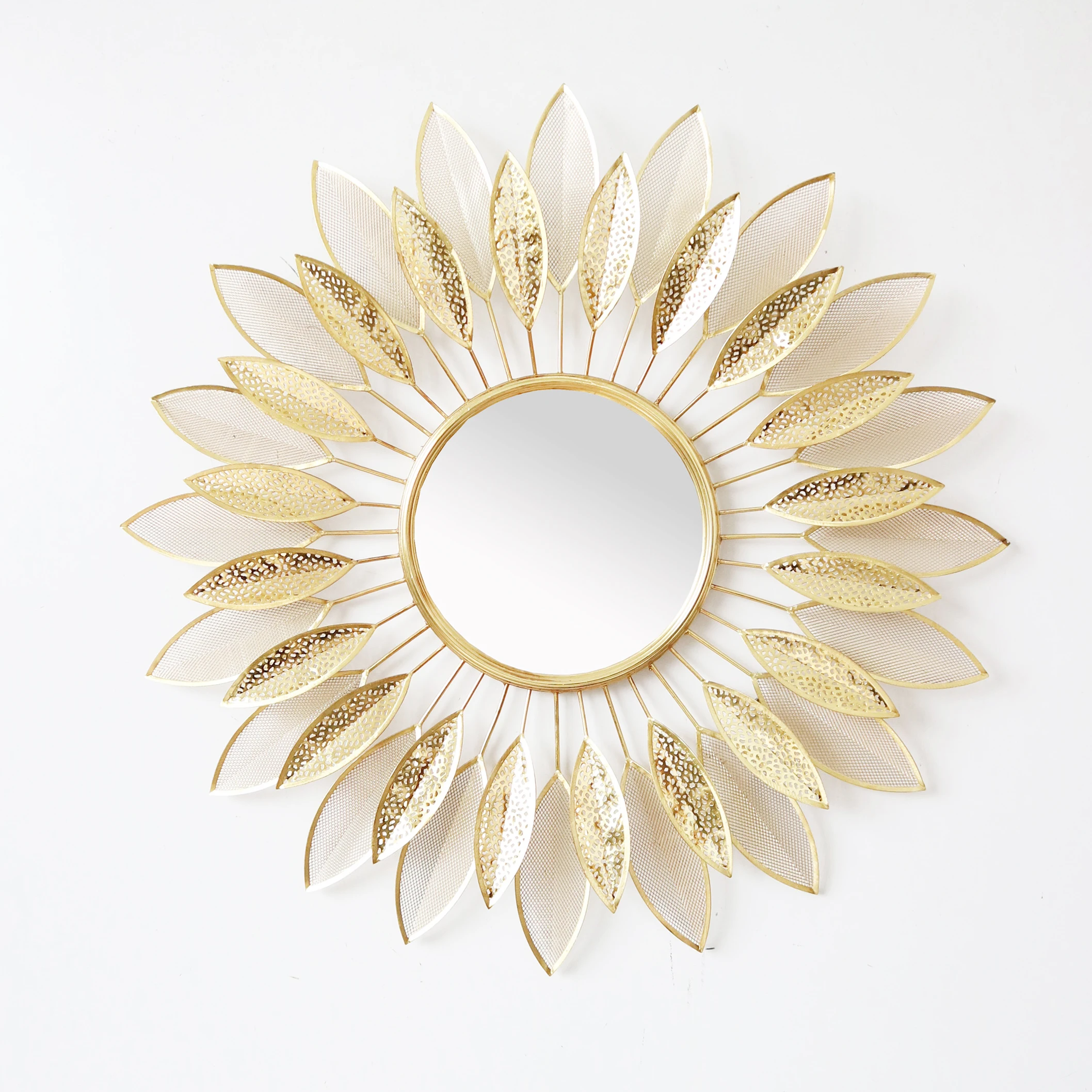 

Hot sales 3d Metal wall decor frame Decorative mirrors Golden sunflowers decorate the wall mirror, Customized color