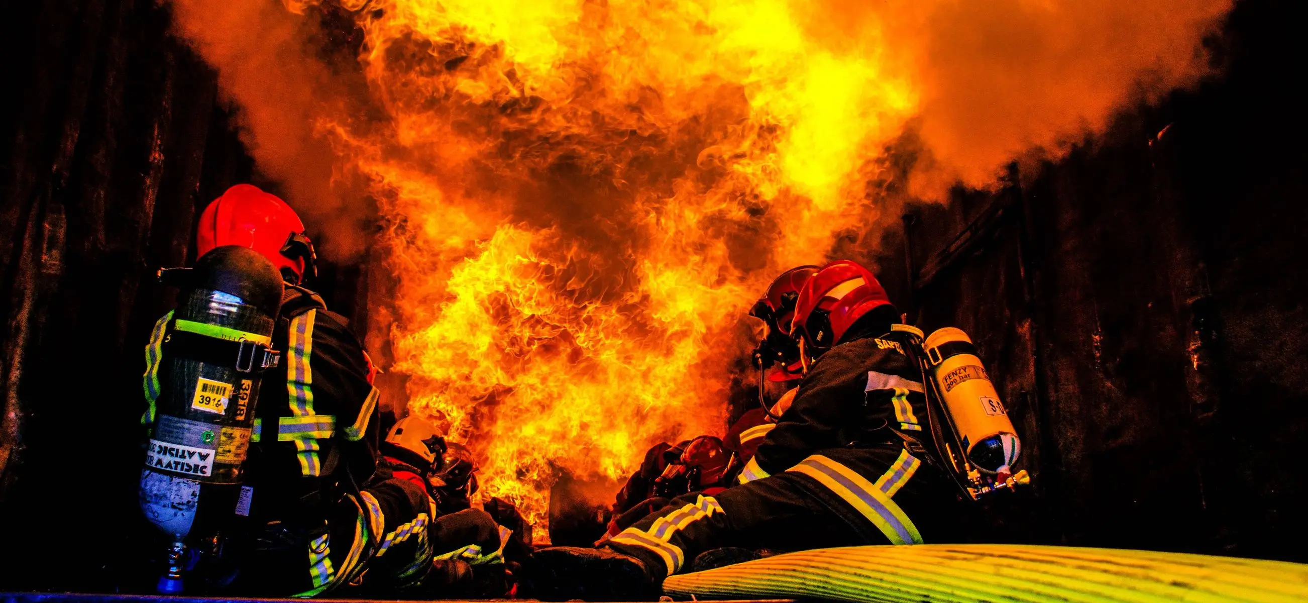 Пожарный применяться. Fire Equipment. Фаер файт. Class a Fire-Fighting. Fire Equipment on Board.