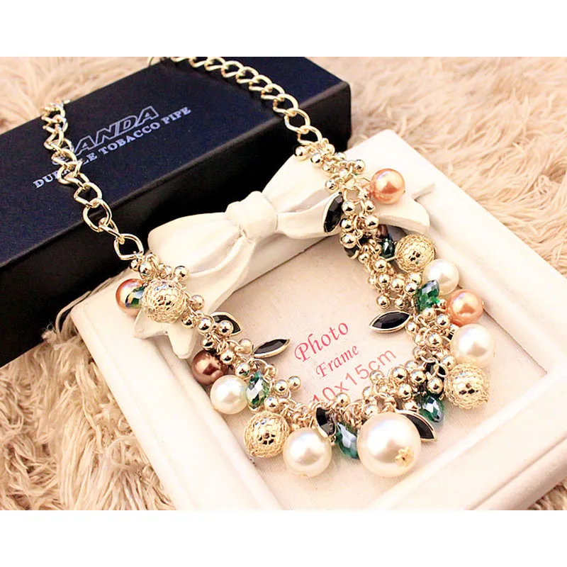 

Korean design chunky bib statement necklace for women, Picture shows