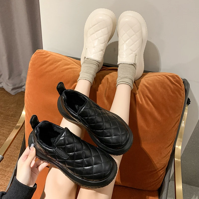

Winter New Fashion Slip On Diamond pattern Platform Stylish Canvas Shoes Lady Outdoor Sneakers, Picture