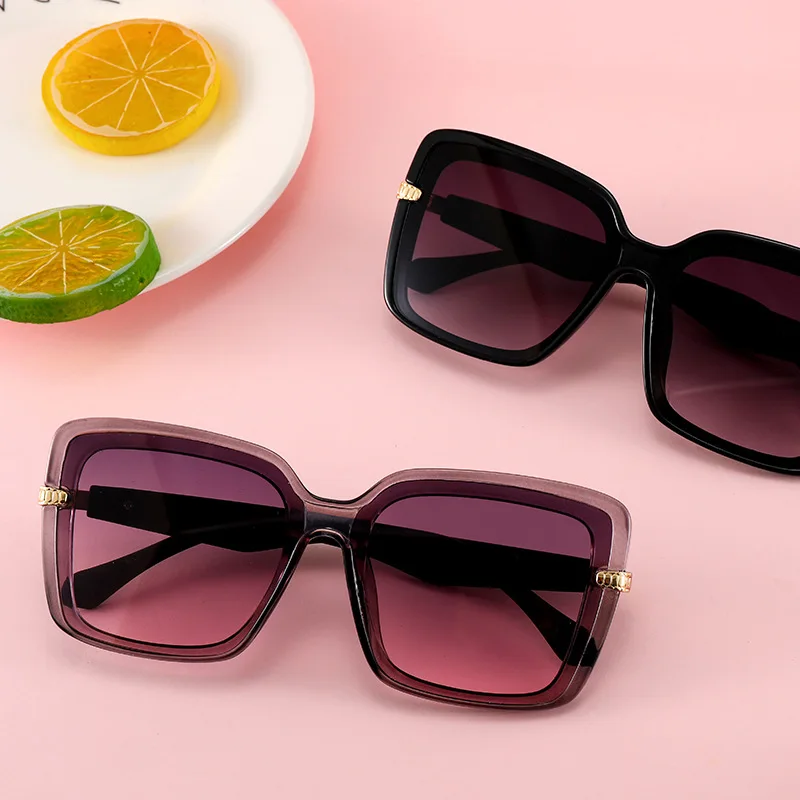 

2021 new ladies sunglasses big frame sunglasses fashion retro insert design