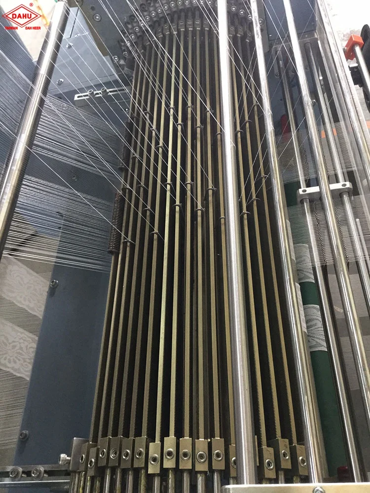 AUTOMATIC LACE COROCHET KNITTING MACHINE 03.jpg