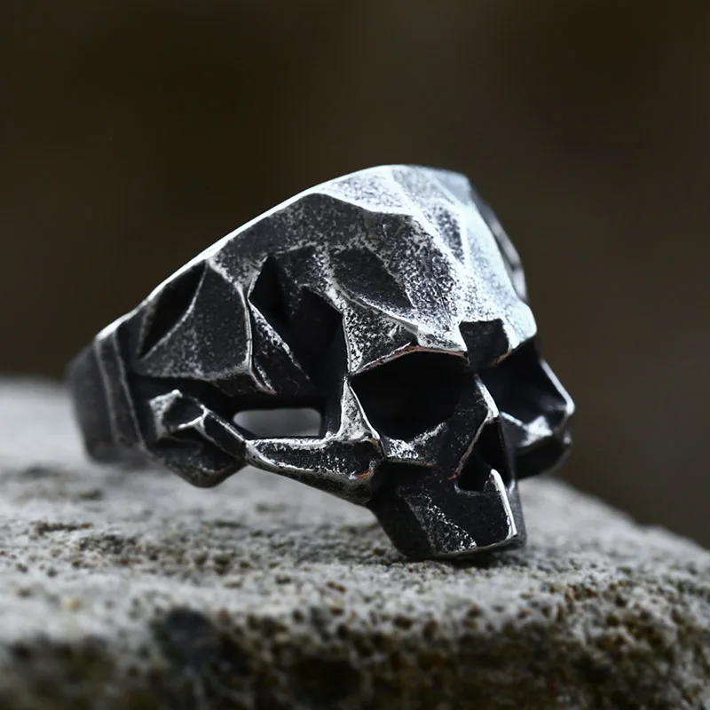 

SS8-1192R New Creative Design 316L Stainless Steel Skull Ring For Men Biker Hip Hop Men's Ring Movie Jewelry