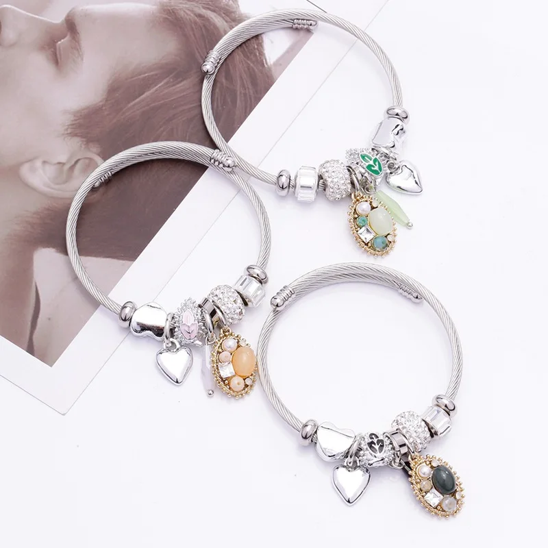 

2021 Antique 925 Silver Heart Charm Bracelet Bangle with Love and Flower Beads Women Wedding Jewelry, Picture