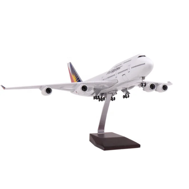 

Best sell Philippine Airlines plane model Boeing 747 LED aircraft model voice control passenger resin airplane model 1:150 47CM