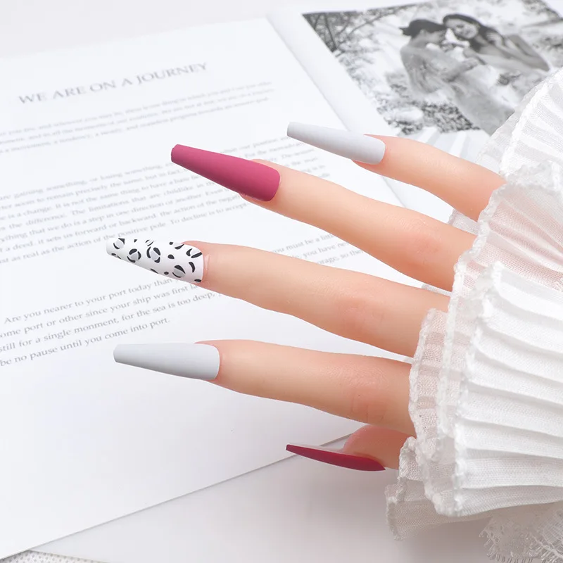 

Ballerina Artificial Fingernails Nails Leopard print White and rose color Coffin Press On Nails INS hot Reusable fakenails