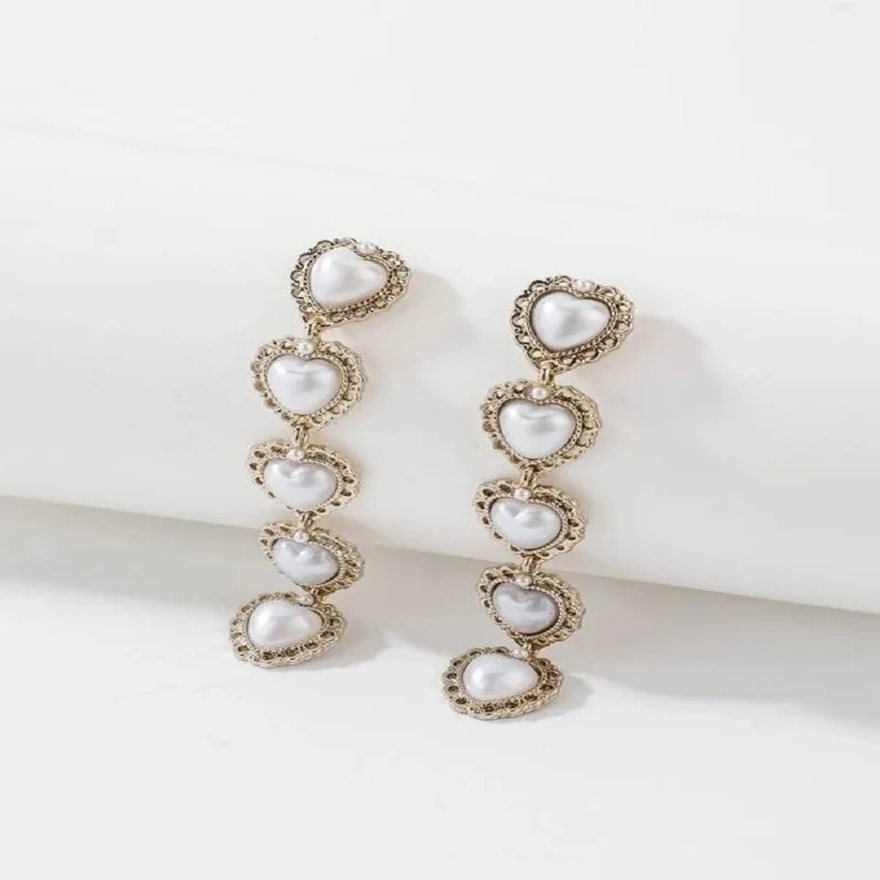 

fashion 7cm pearl long drop heart earring